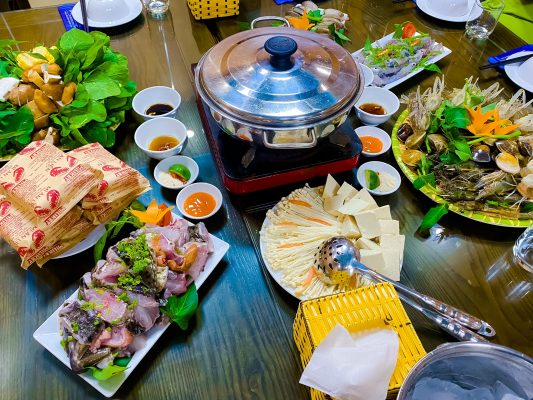 Nhà hảng ăn ngon ở Hạ Long